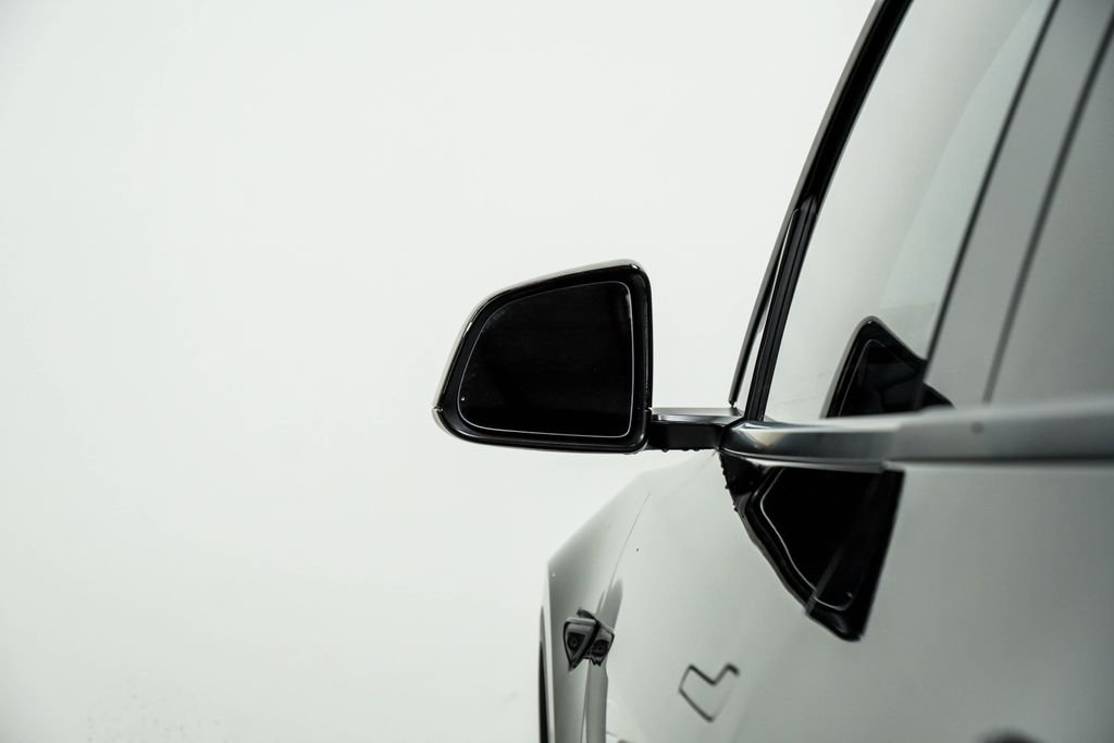 Used 2022 Black Tesla Long Range image 14