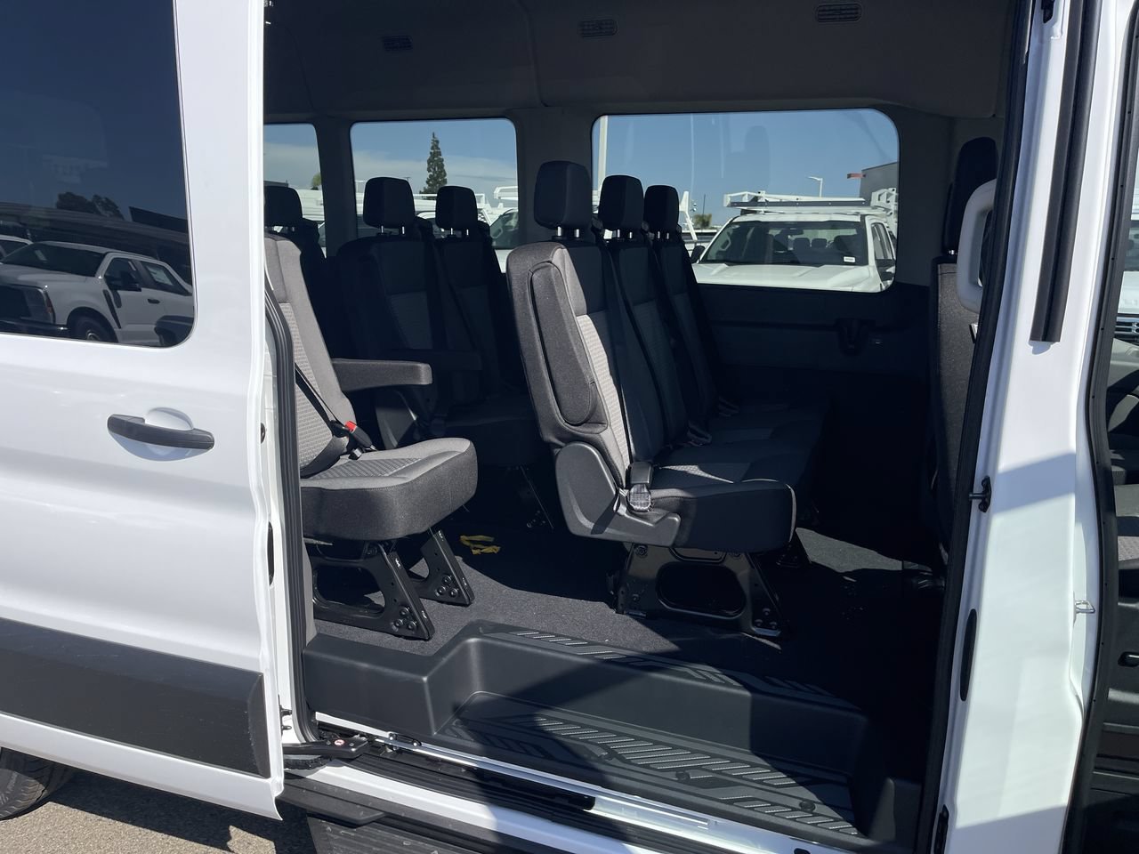 New 2026 Oxford White Ford XLT image 17