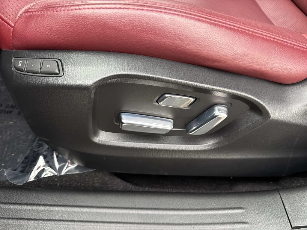Certified Used 2023 Gray Mazda Carbon Edition image 31