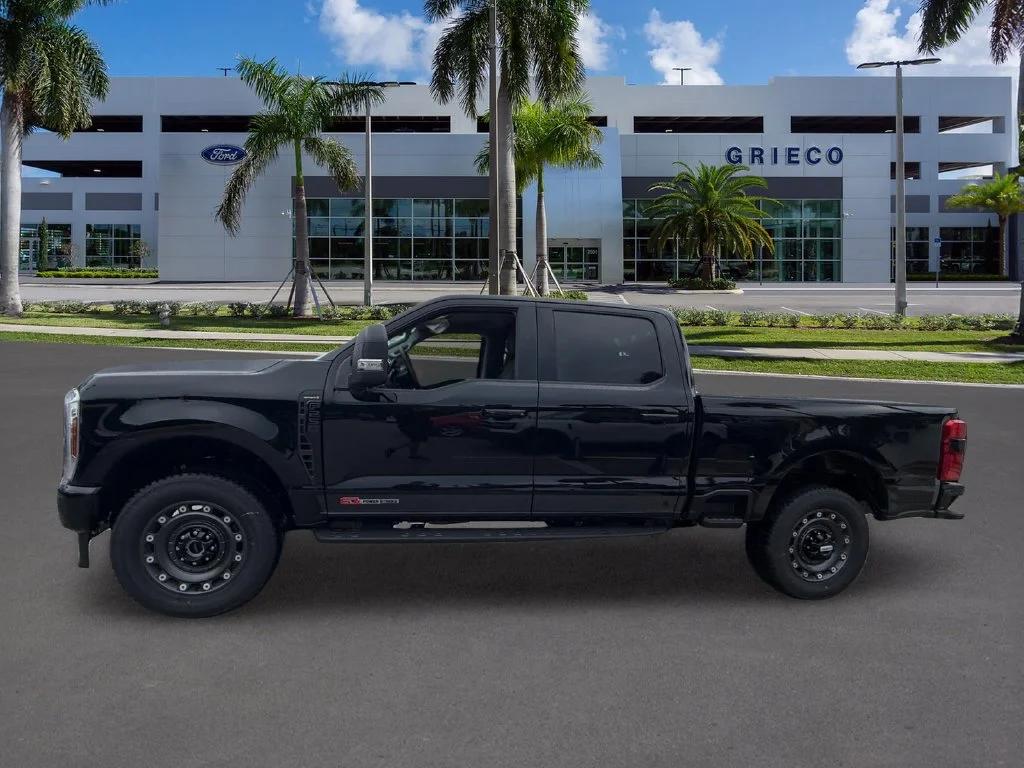 New 2027 Agate Black Metallic Ford F-250® XLT image 4