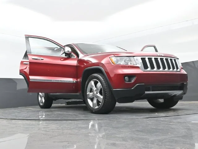 Used 2012 Deep Cherry Red Crystal Pearlcoat Jeep Limited image 23