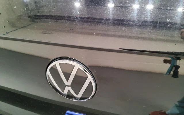 Used 2023 Black Volkswagen 2.0T image 39