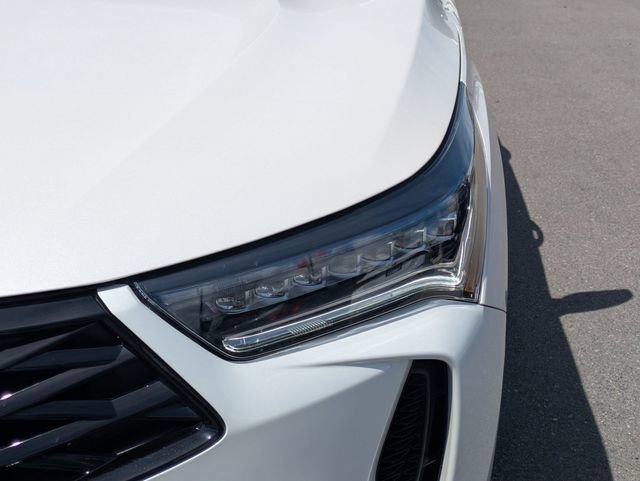 Used 2025 White Acura w/Technology Package image 10