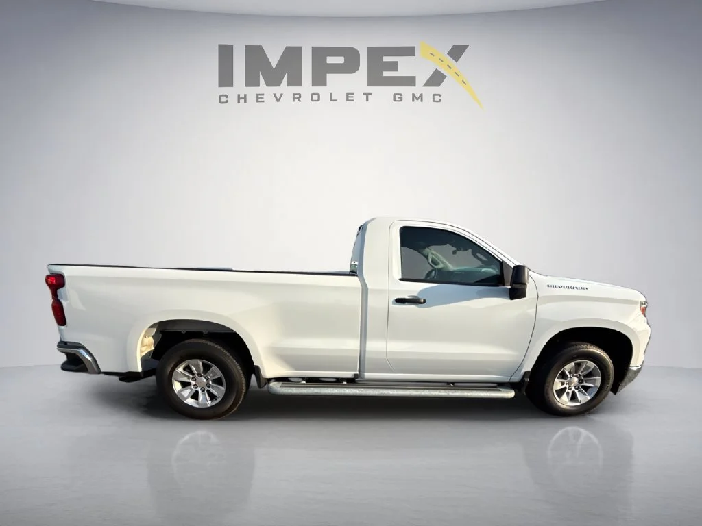 Used 2025 Summit White Chevrolet WT image 6