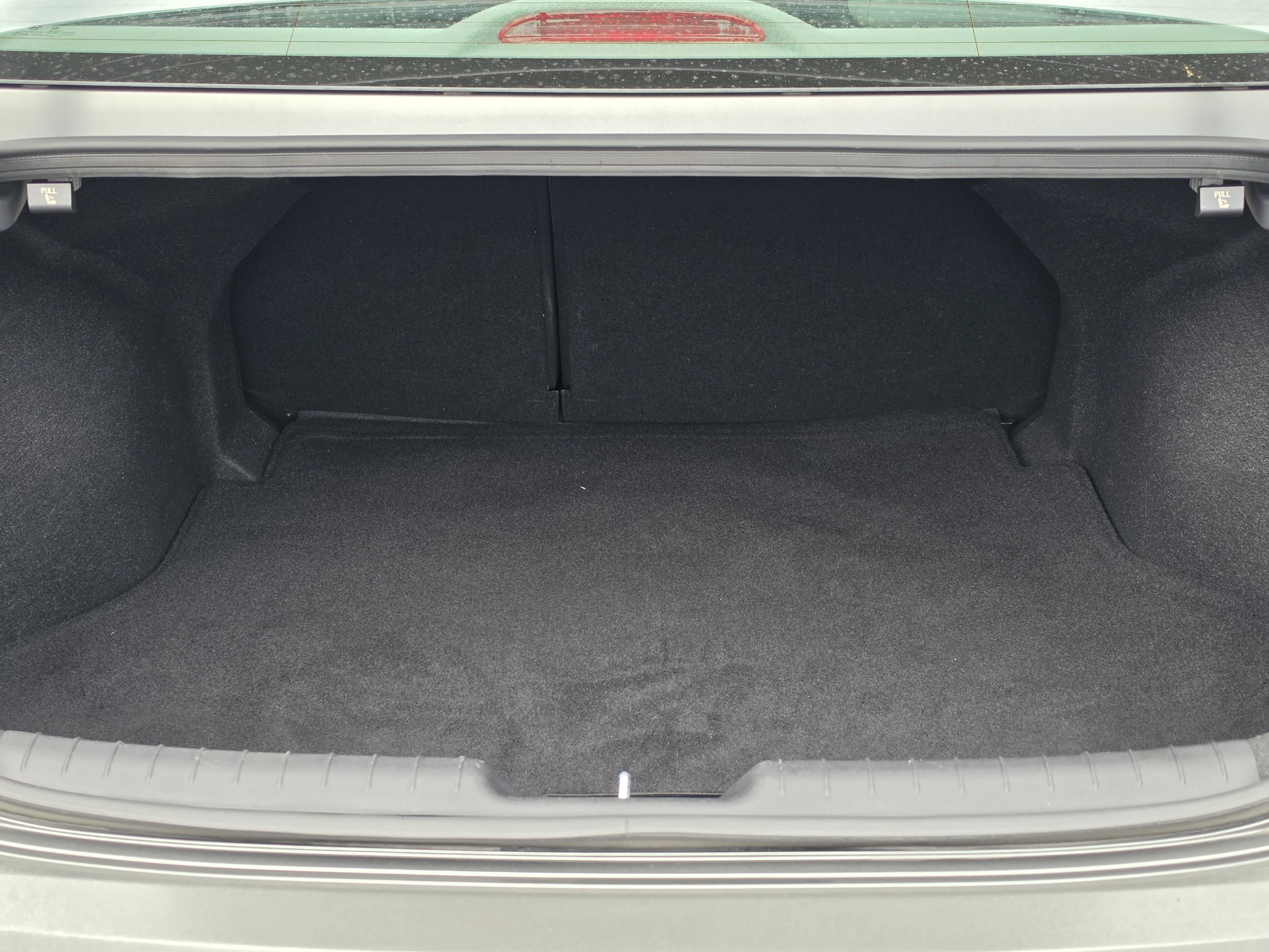 Used 2025 Amazon Gray Hyundai SEL Convenience image 14