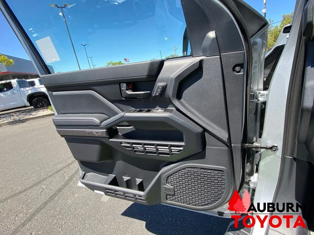 New 2026 Cutting Edge Toyota 4Runner TRD Off-Road Premium image 32