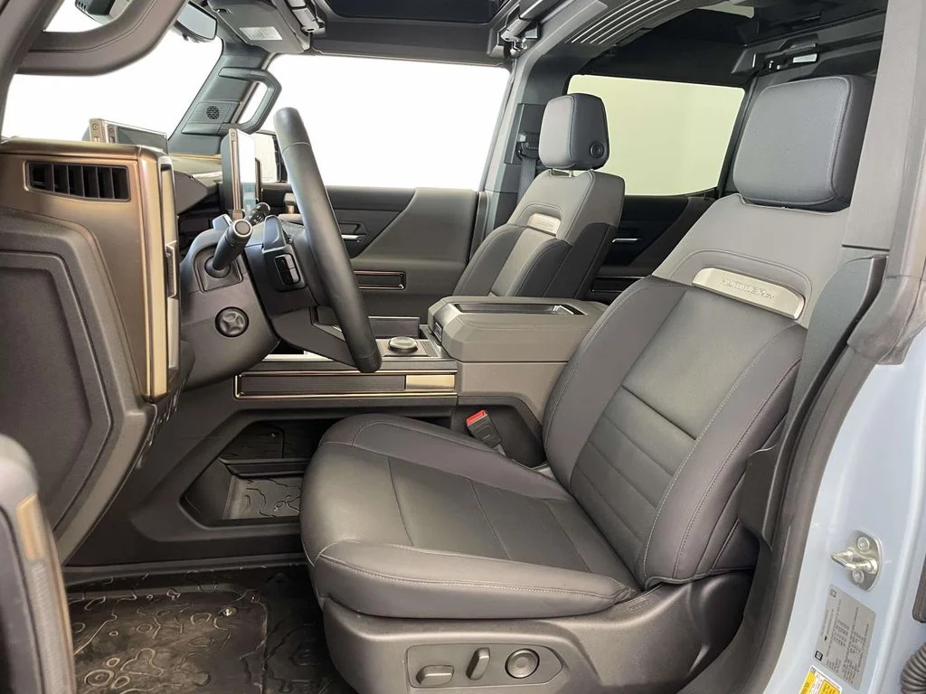 Used 2025 Blue GMC 2X image 14