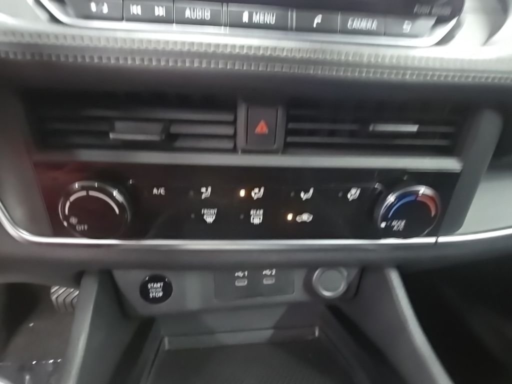 Used 2024 Silver Nissan S image 26