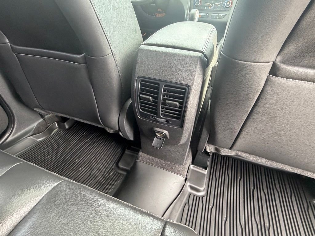 Certified Used 2019 Sea Green Ford SEL image 43
