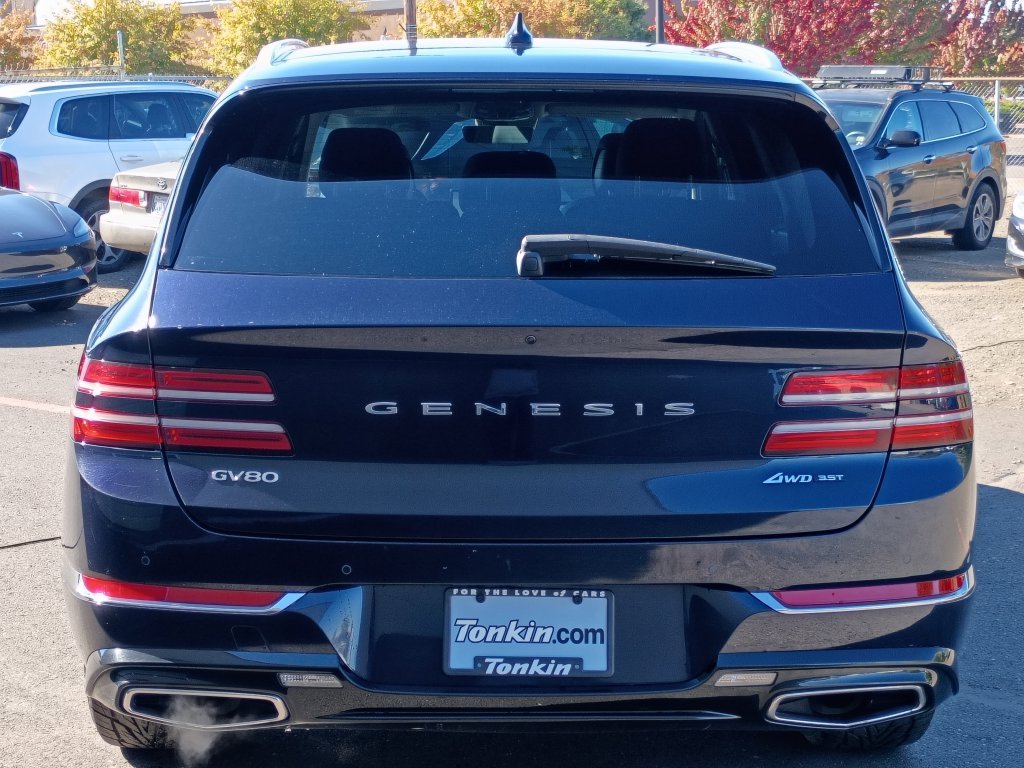 Used 2024 Capri Blue Genesis 3.5T image 5
