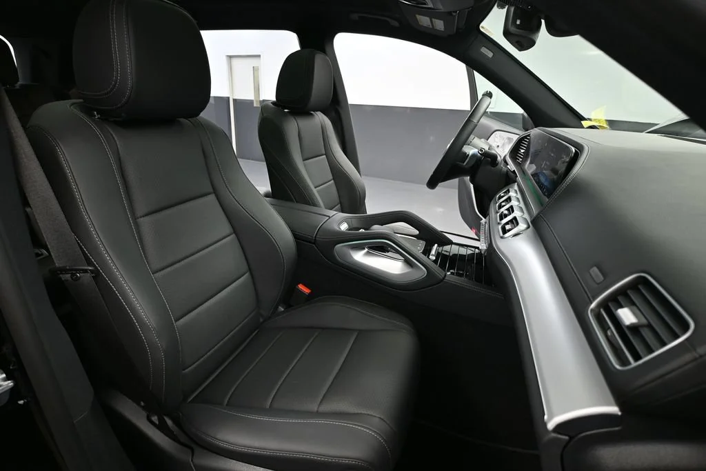 Used 2026 Black Mercedes-Benz GLS 450 image 48