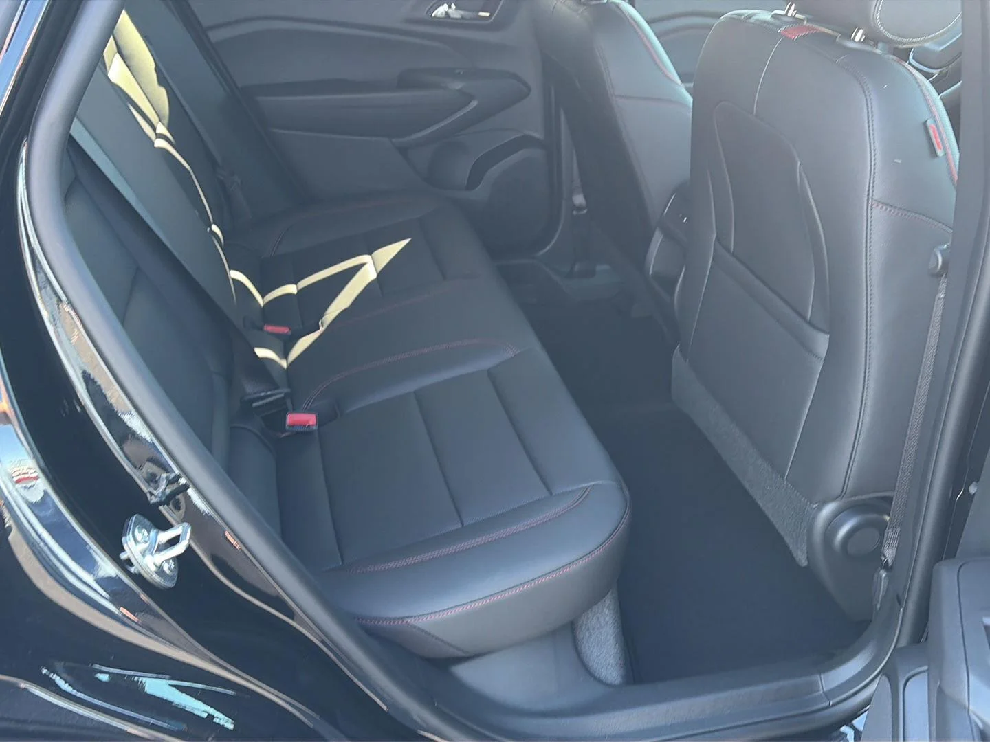 New 2026 Mosaic Black Metallic Chevrolet 2RS image 16