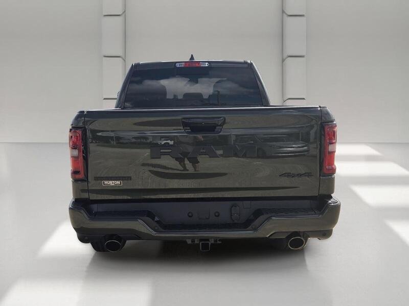 New 2027 Tank Exterior Paint RAM BIG HORN 4X4 CREW CAB 5