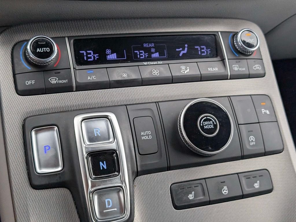 Used 2021 Silver Hyundai SEL image 22