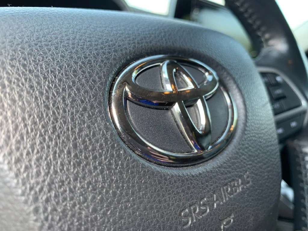 Used 2022 Gray Toyota XLE image 35