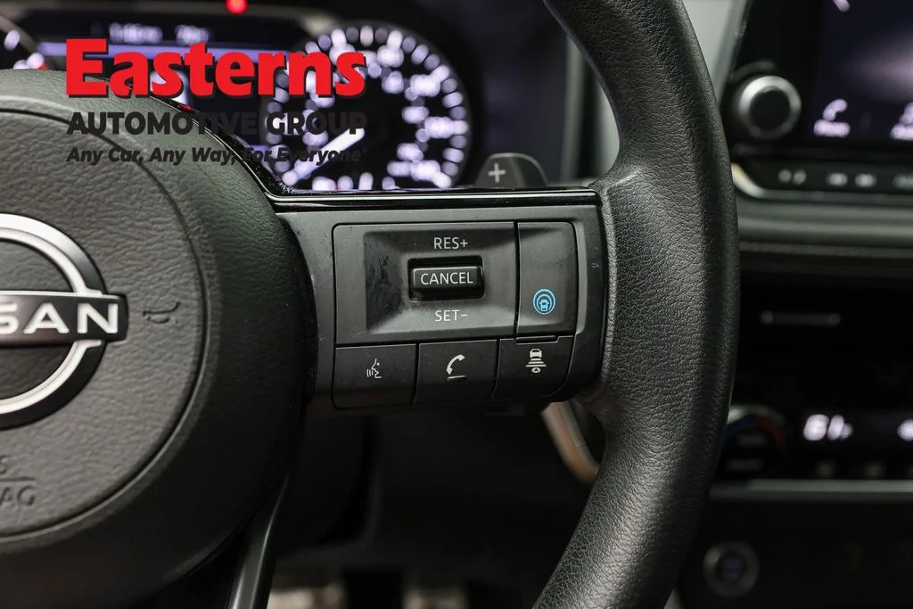 Used 2022 Black Nissan SV image 15
