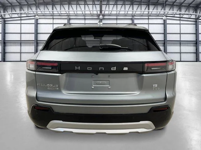 New 2026 Silver Honda Touring image 4