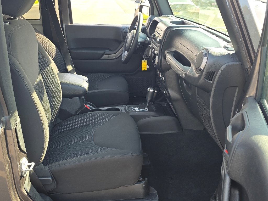 Used 2016 Granite Crystal Metallic Clear Coat Jeep Sport image 22