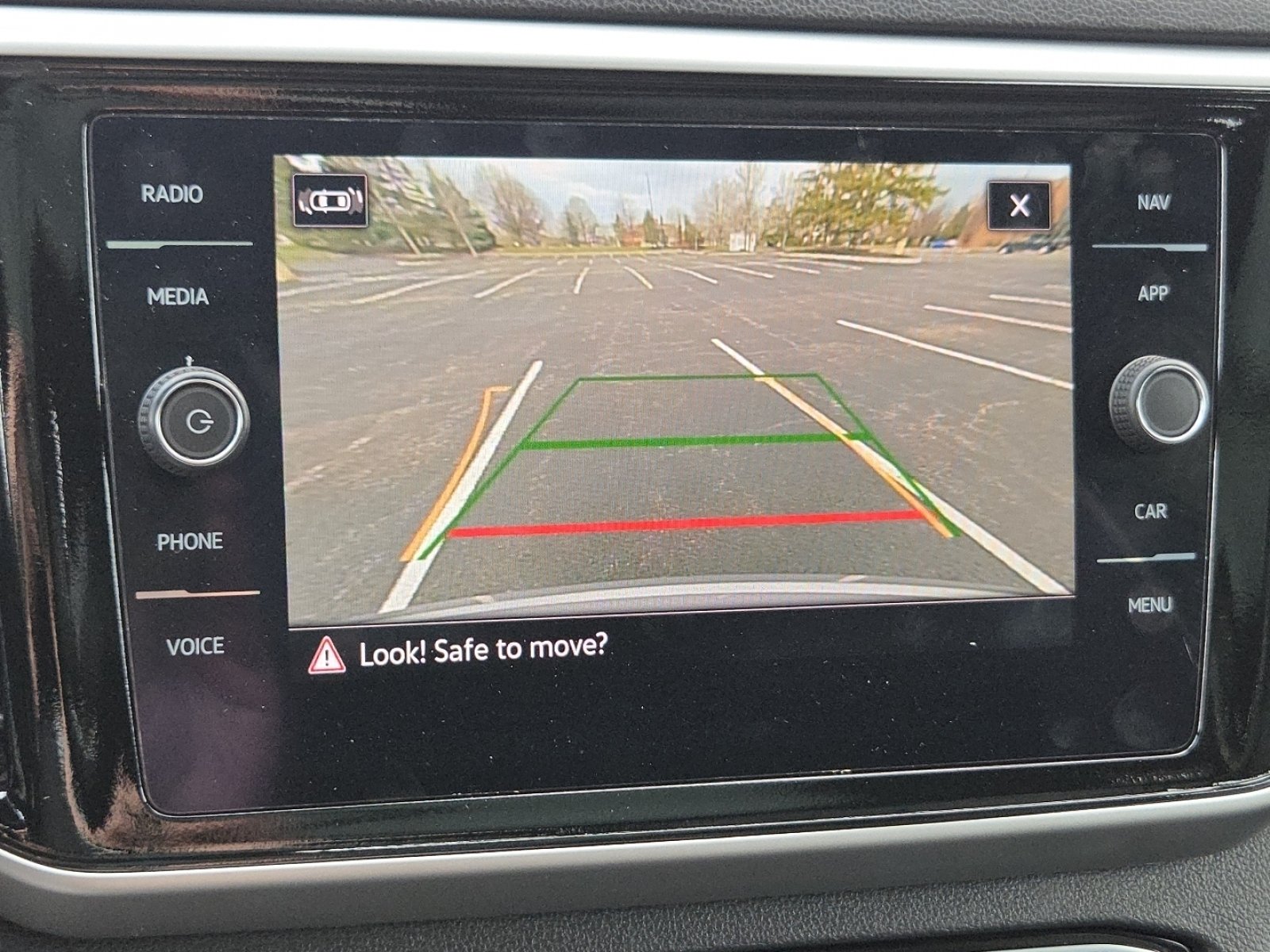 2022 Volkswagen Atlas Cross Sport SEL Premium R-Line - Photo 10