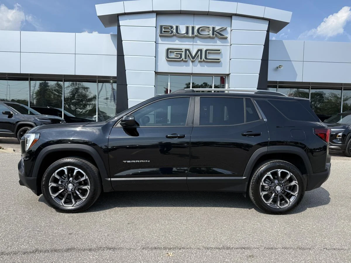 Certified Used 2025 Black GMC Awd Elevation image 2