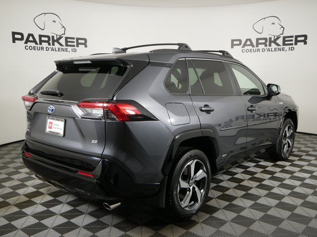 Certified Used 2021 Magnetic Gray Metallic Toyota SE image 5