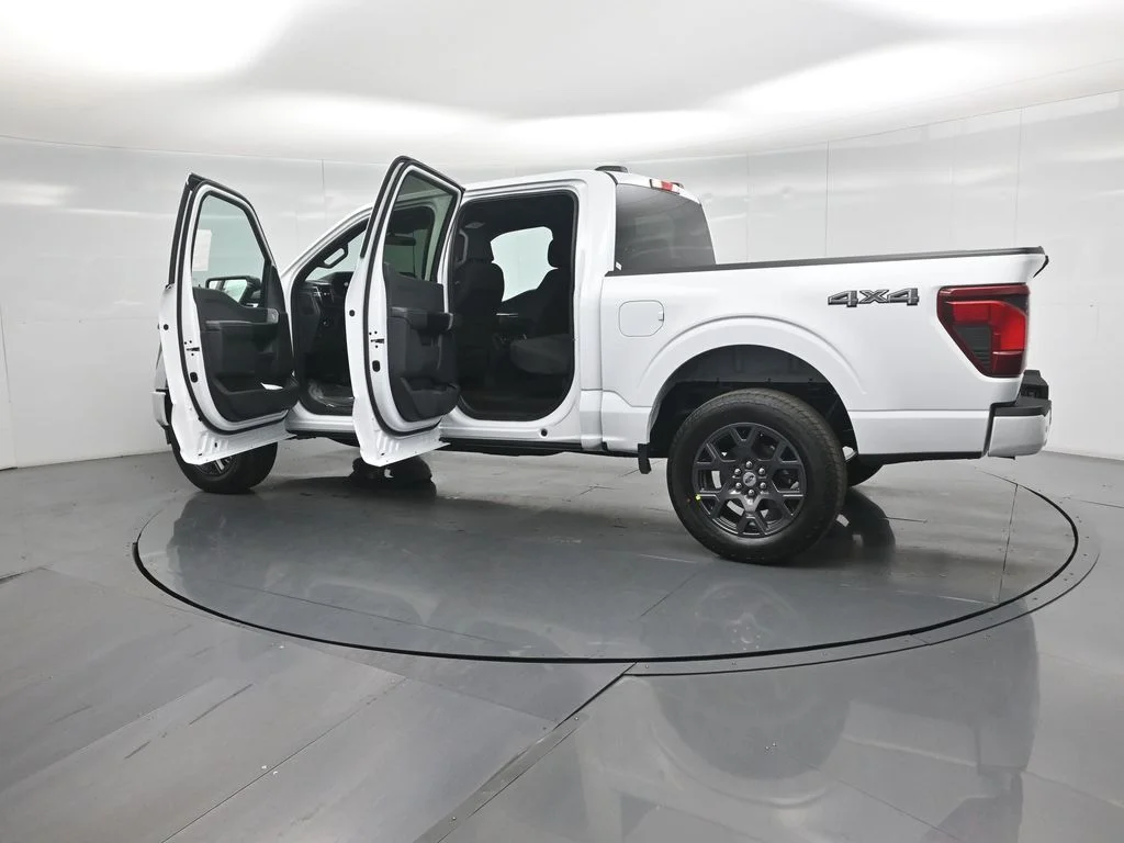 New 2026 Oxford White Ford STX image 32