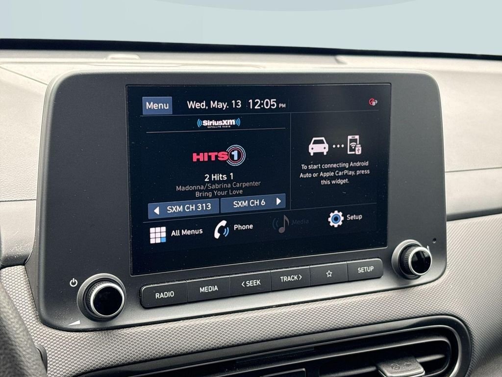 2023 Hyundai Kona SEL - Photo 18