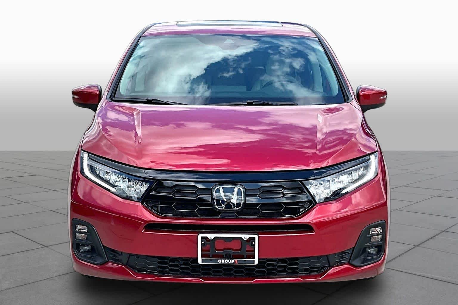 Used 2026 Radiant Red Metallic II Honda Touring image 4