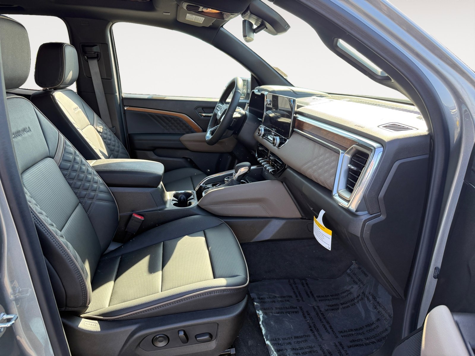 2026 GMC Canyon Denali - Photo 19