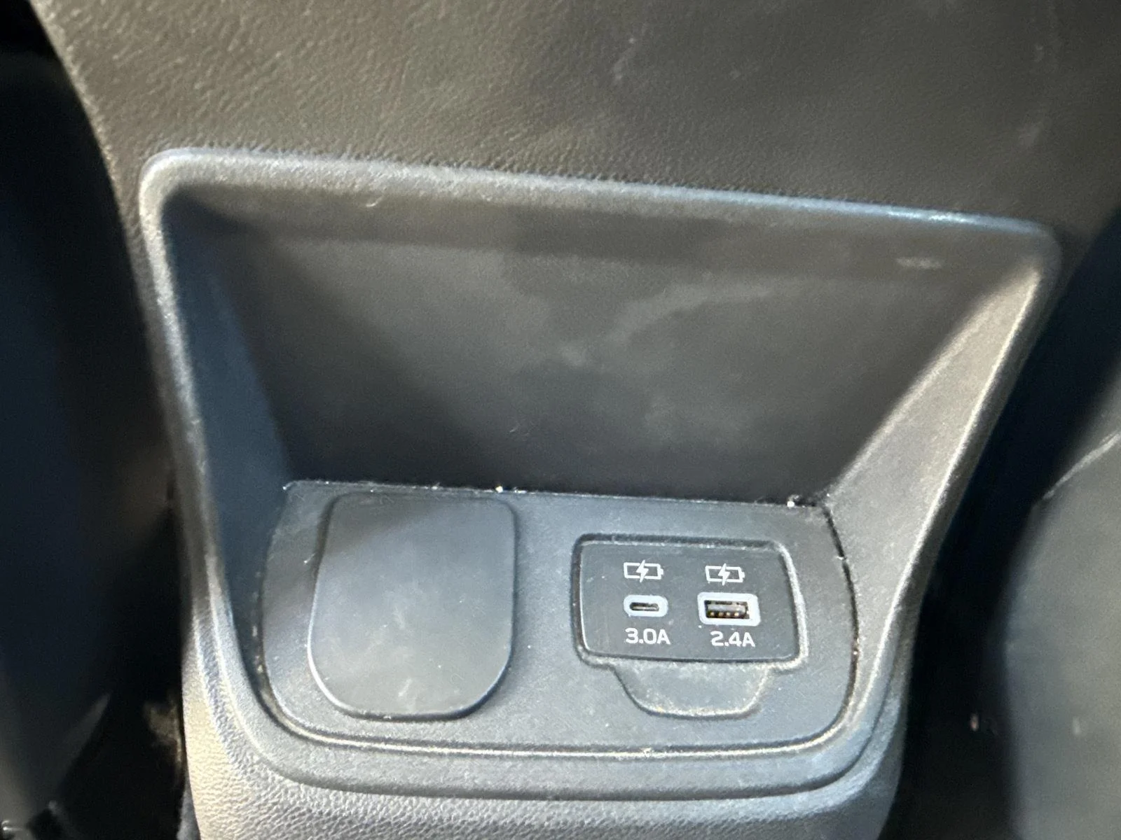 Used 2024 Ice Silver Metallic Subaru Base image 11
