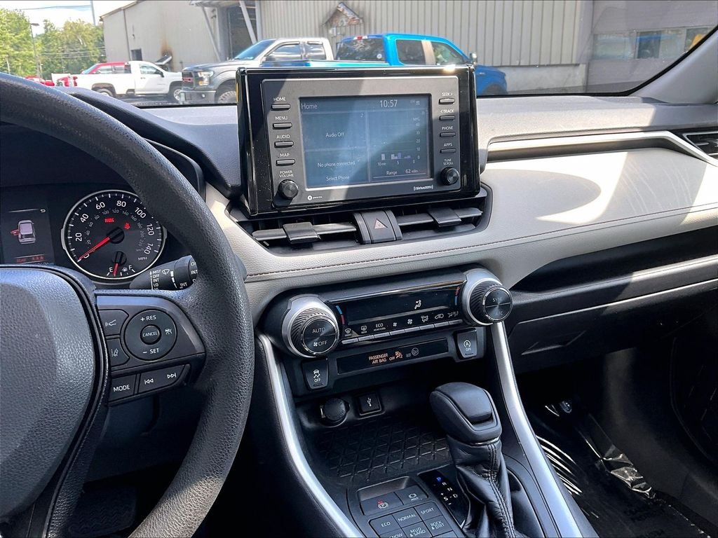 Used 2020 Silver Sky Metallic Toyota XLE image 18
