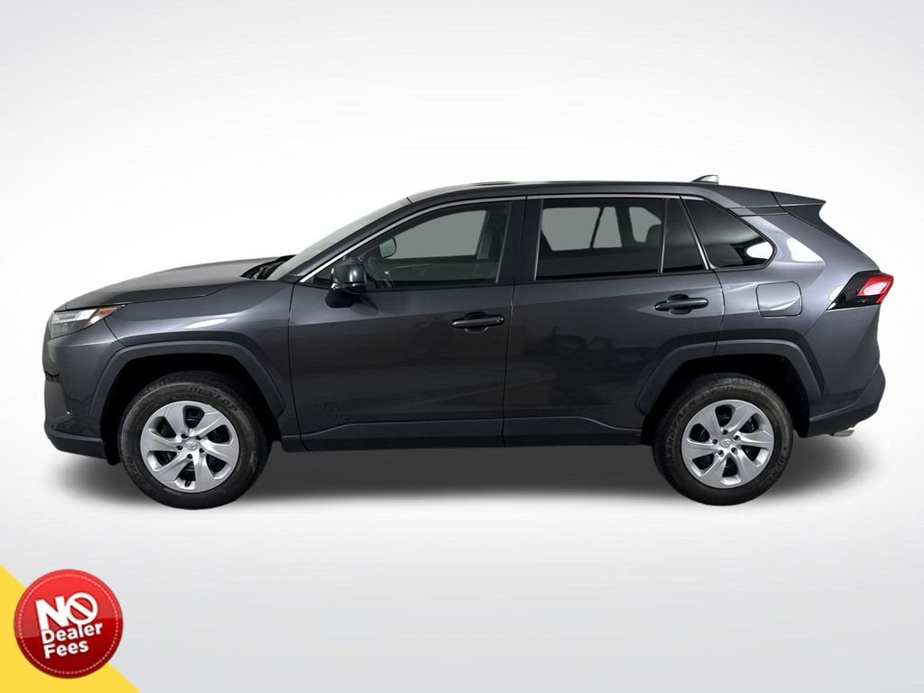 2025 Toyota RAV4 LE - Photo 7