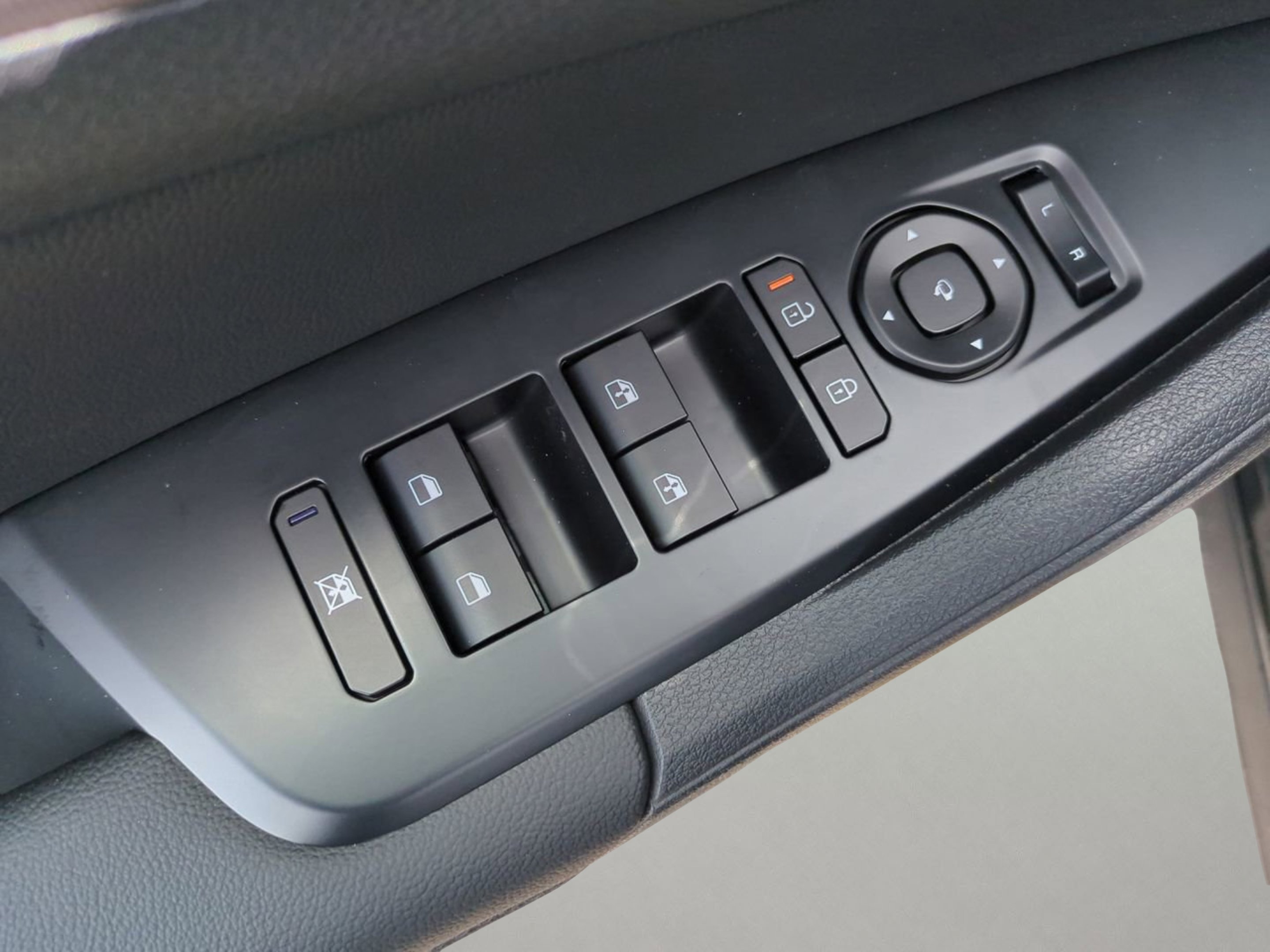 2026 Kia Sportage SX Prestige - Photo 47