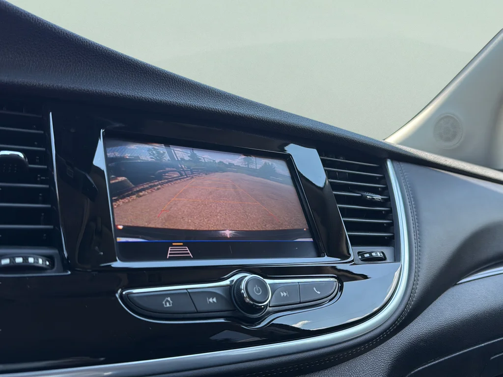 Used 2021 Ebony Twilight Metallic Buick Preferred image 9