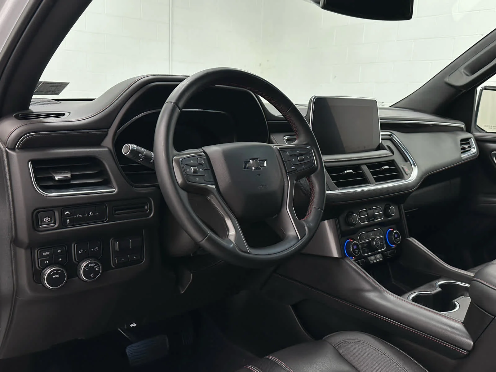 Used 2023 Summit White Chevrolet RST image 10
