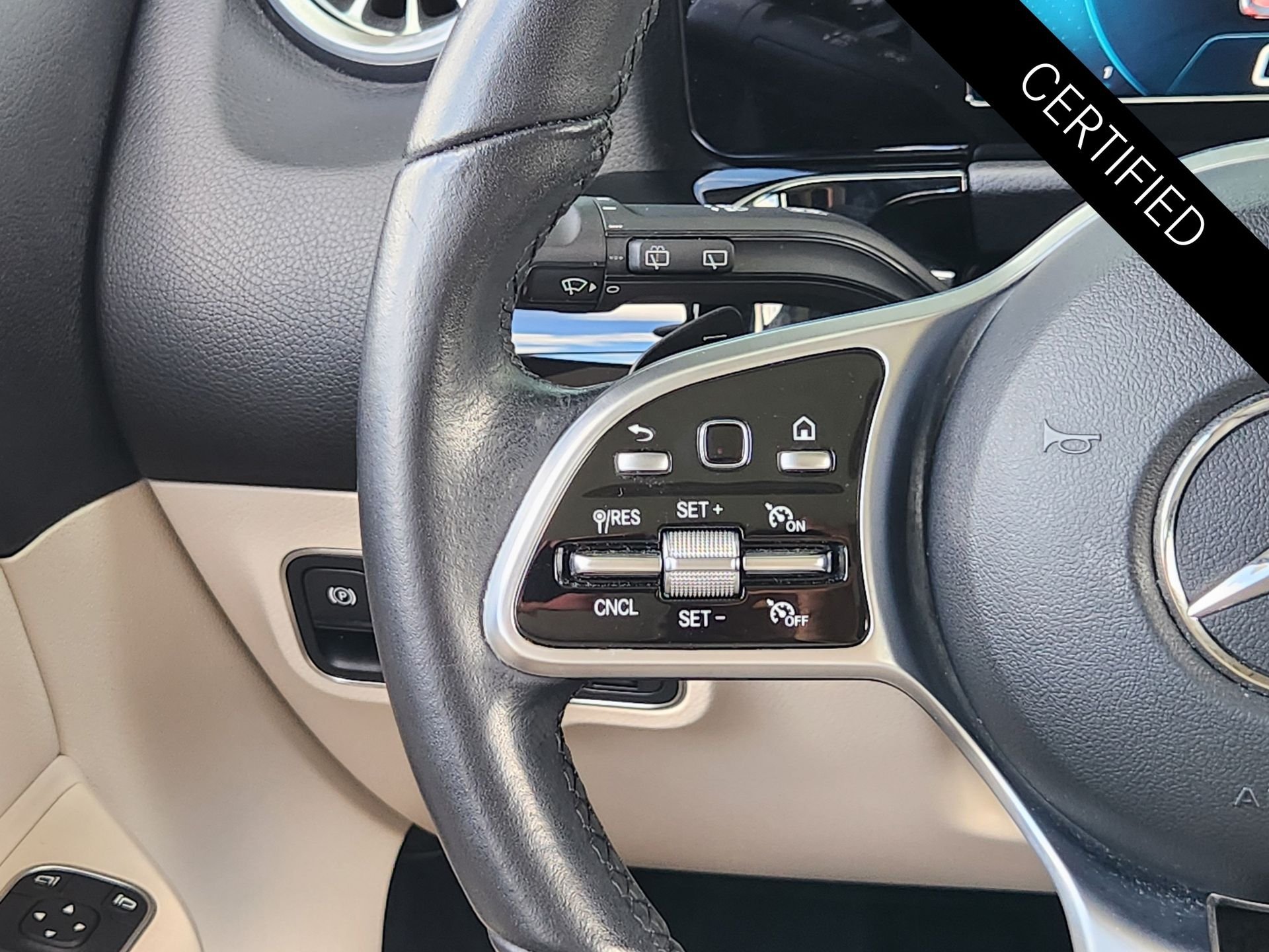 Certified Used 2023 Polar White Mercedes-Benz GLA 250 image 27