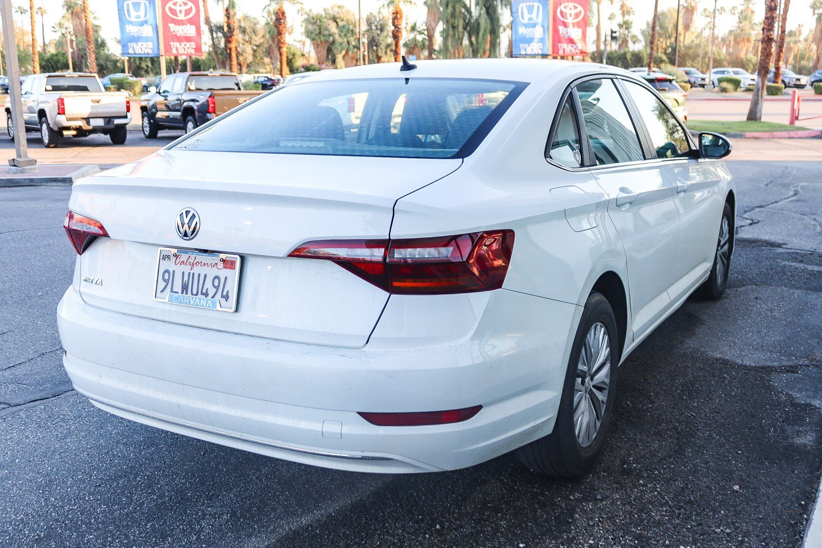 Used 2019 White Volkswagen 1.4T S image 4