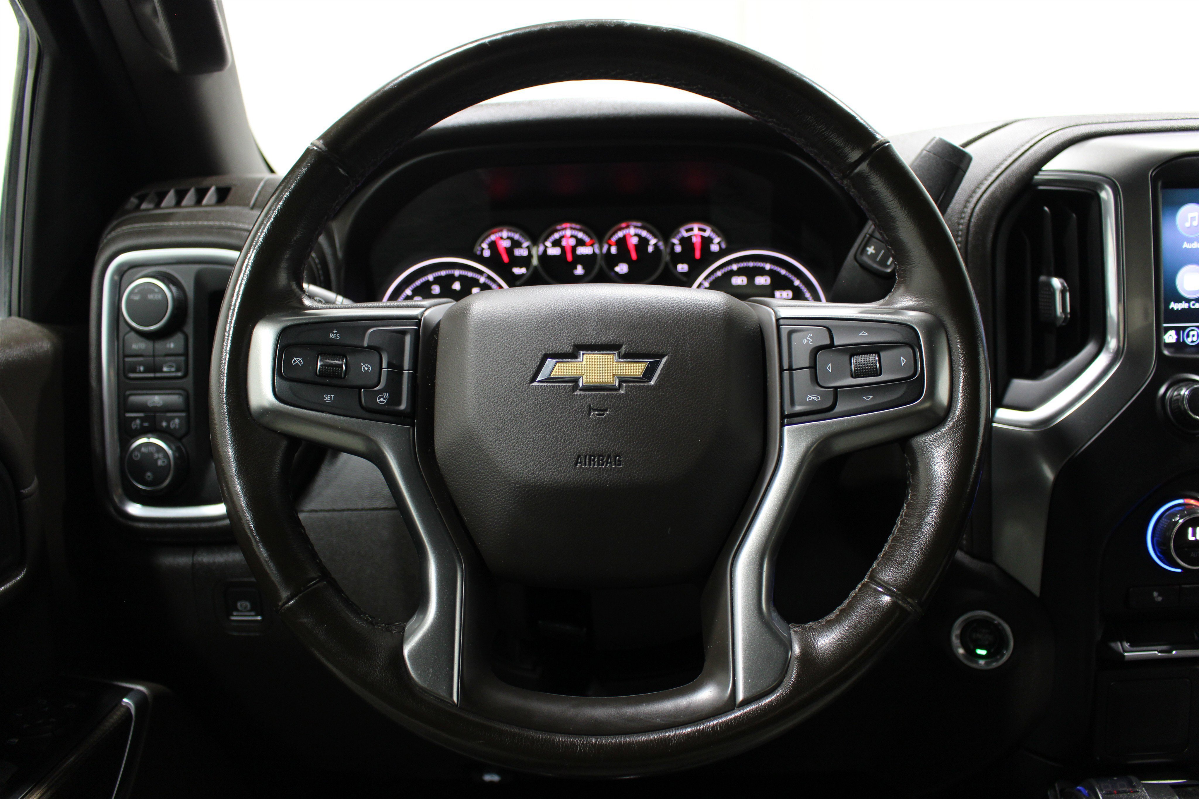 Used 2020 Summit White Chevrolet LT image 11