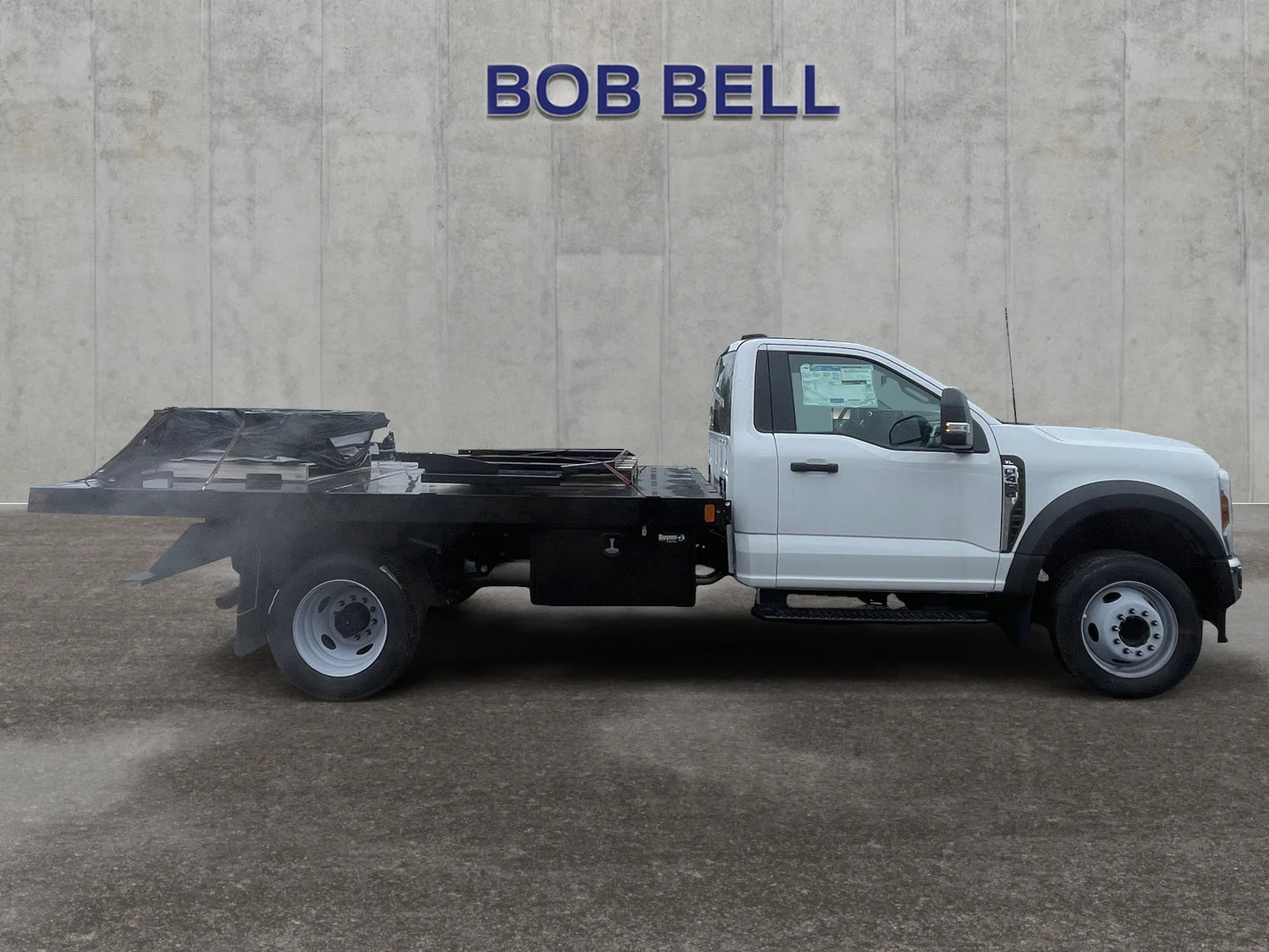 2025 Ford F-450 Super Duty Chassis Cab XL - Photo 6