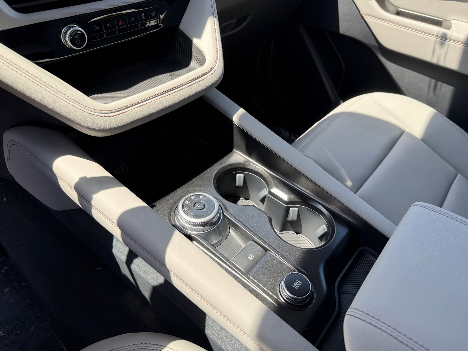 New 2026 Agate Black Metallic Ford Active image 13