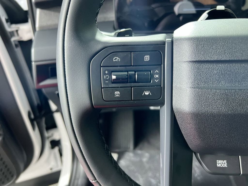 New 2027 Glacial White Pearl Kia X-LINE SX image 16