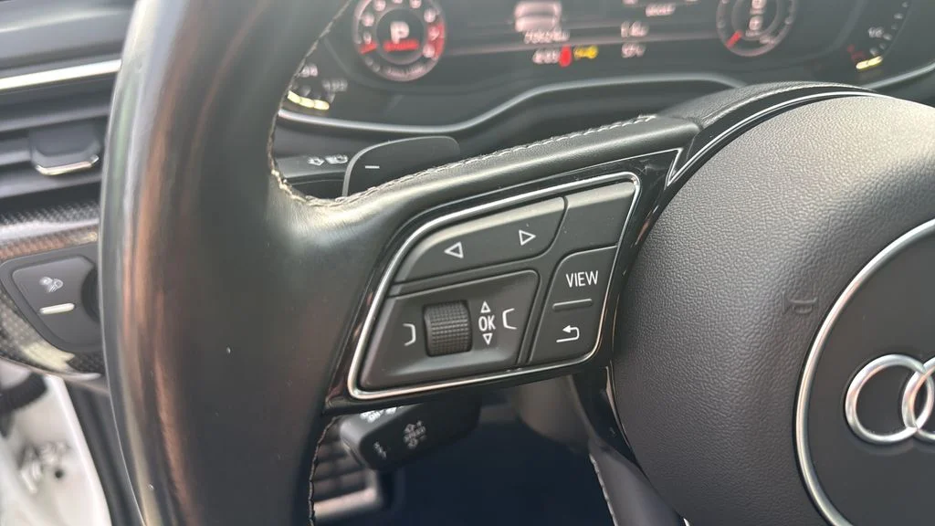 Used 2019 White Audi 3.0T Prestige image 21