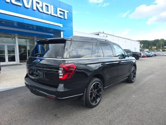 Used 2023 Agate Black Metallic Ford Limited image 7