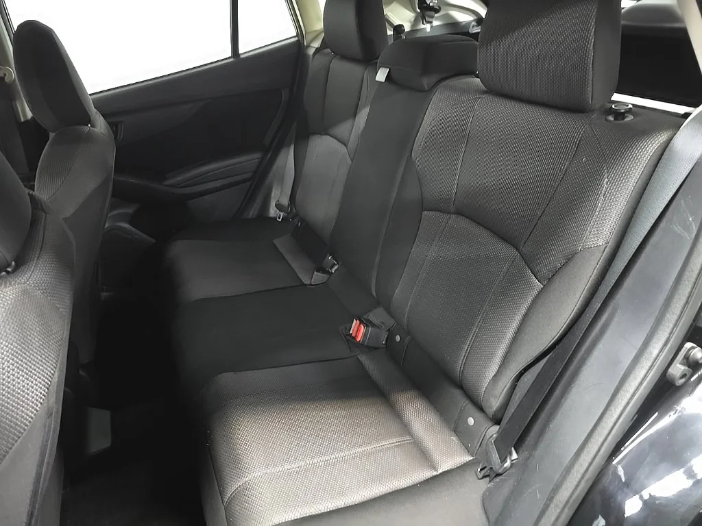 Used 2017 Crystal Black Silica Subaru 2.0i Premium image 31