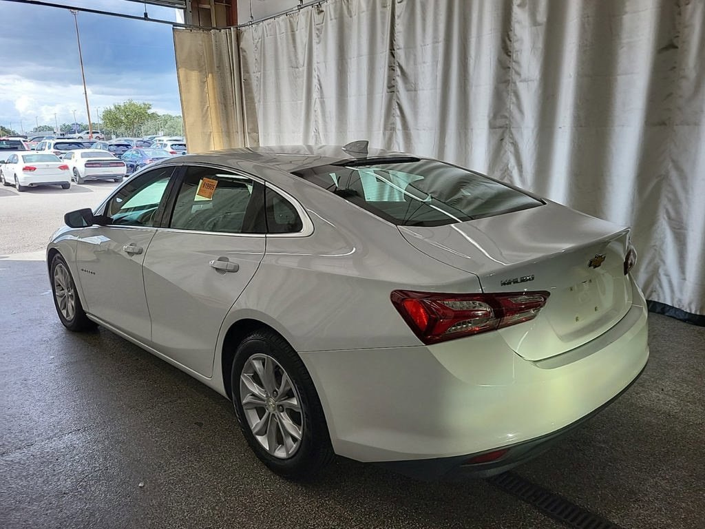 Used 2021 White Chevrolet LT image 12