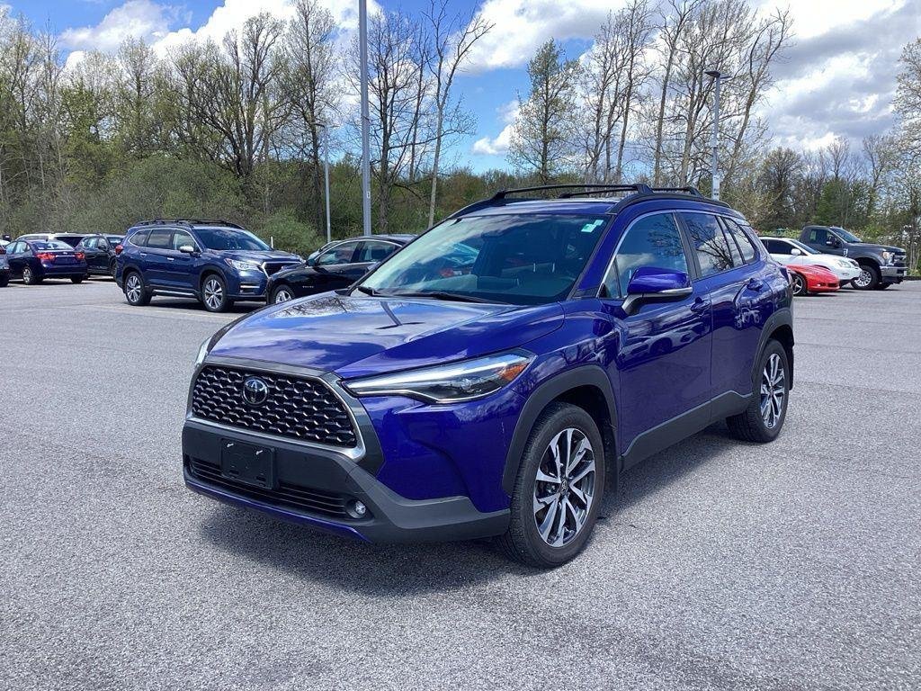 Used 2023 Blue Toyota XLE image 3