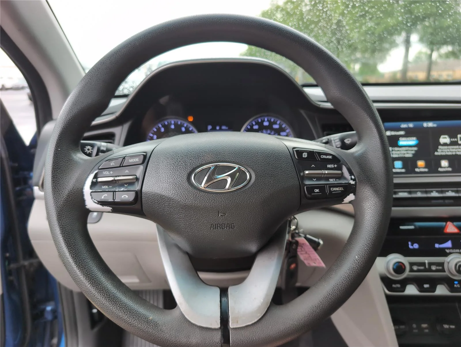 Used 2020 Lakeside Blue Hyundai SEL image 28