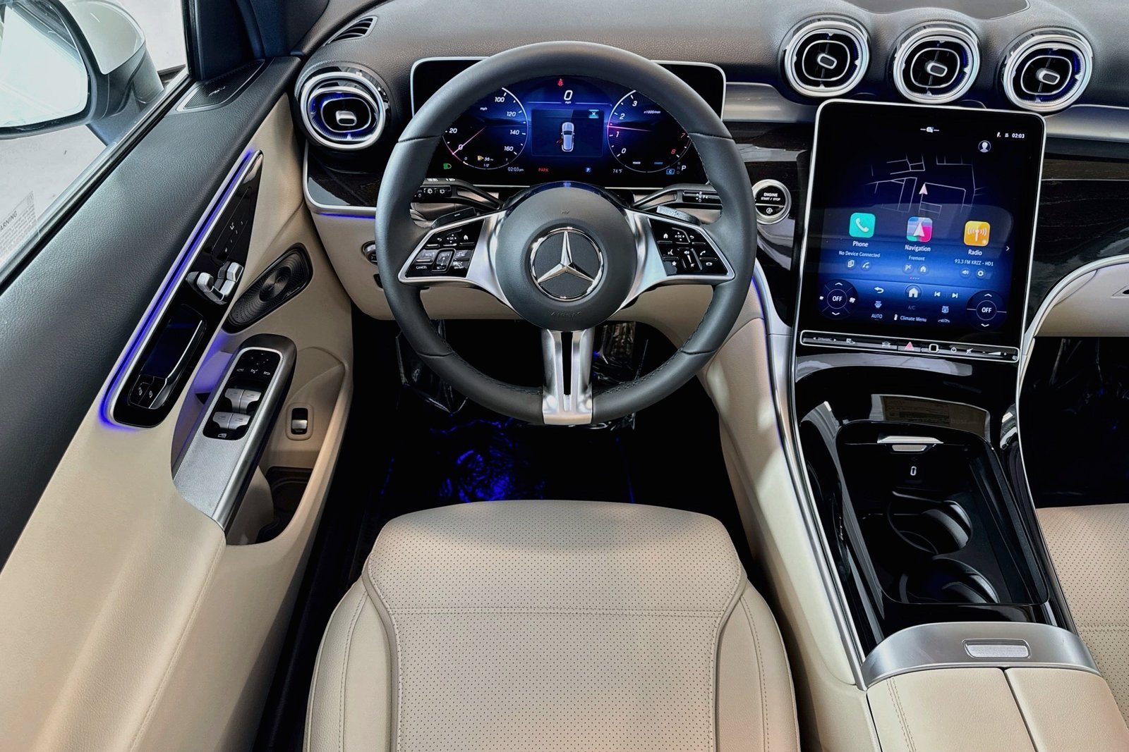 New 2026 Polar White Mercedes-Benz GLC 300 image 20