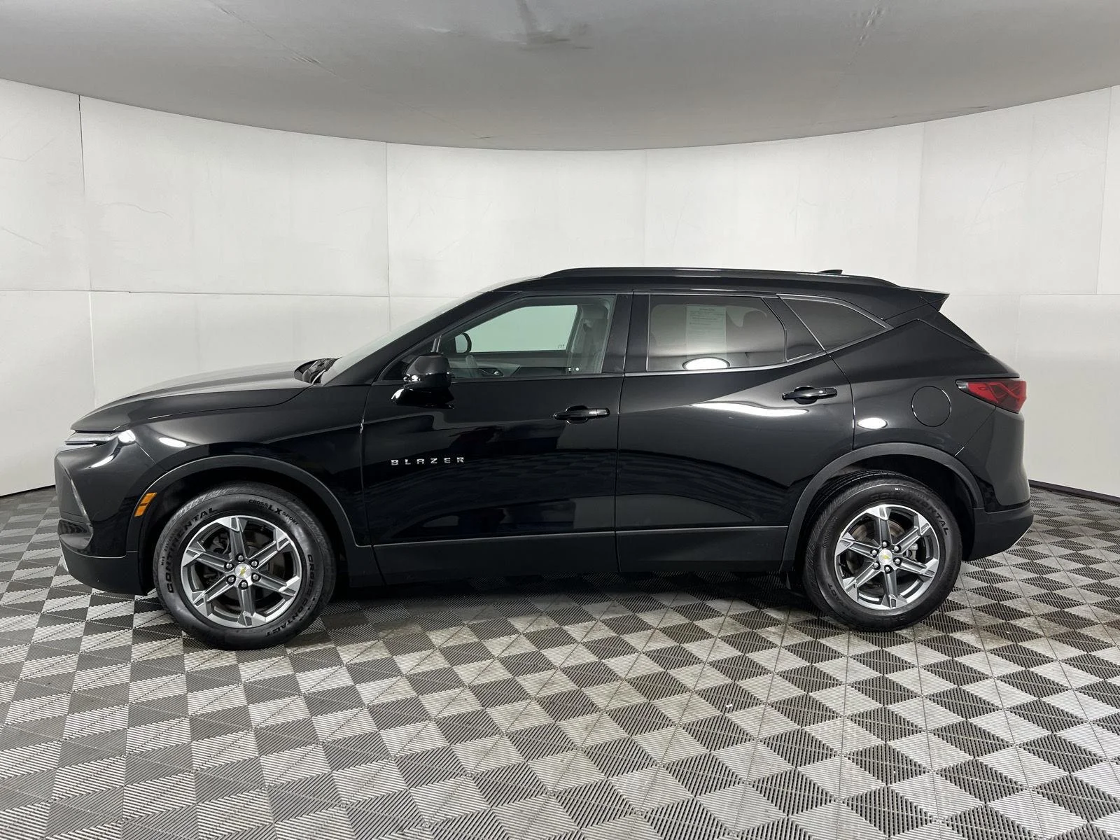 Used 2024 Black Chevrolet LT image 17