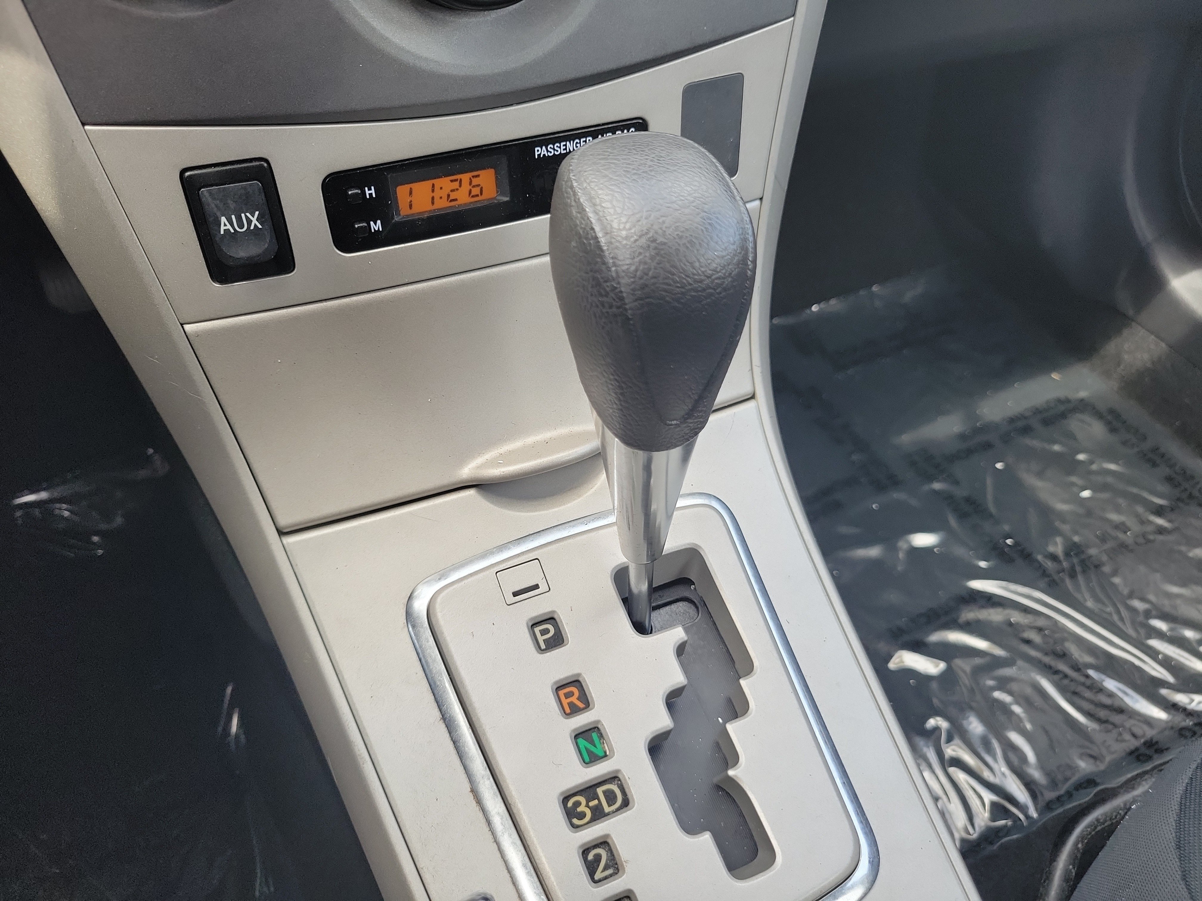Used 2010 Silver Toyota S image 27